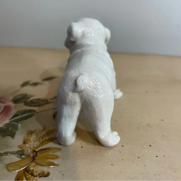Lenox Ivory 24kt Gold Hand Painted Bulldog Figurine - Picture 4 of 9